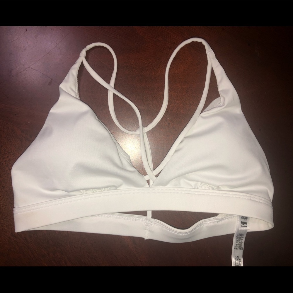 Victoria Secret Sports Bra- Amazing condition